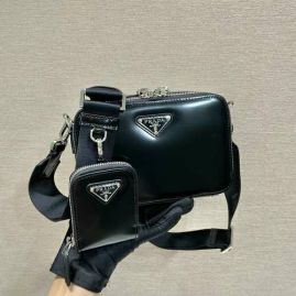 Picture of Prada Lady Handbags _SKUfw132223769fw